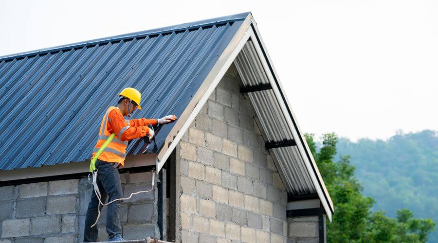 Expert new roof installation services in Elyria, OH